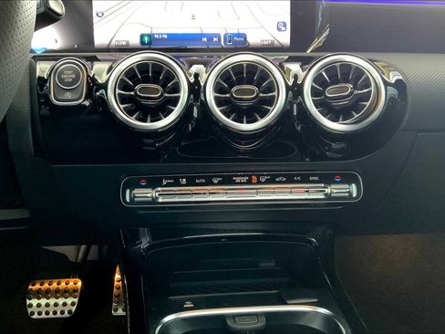 New 2025 Mercedes-Benz CLA 250 image 12