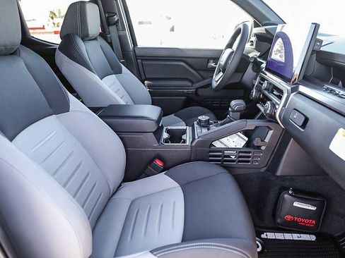 New 2026 Toyota Tacoma TRD Off-Road image 18