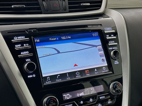 Used 2018 Nissan Murano SV image 22