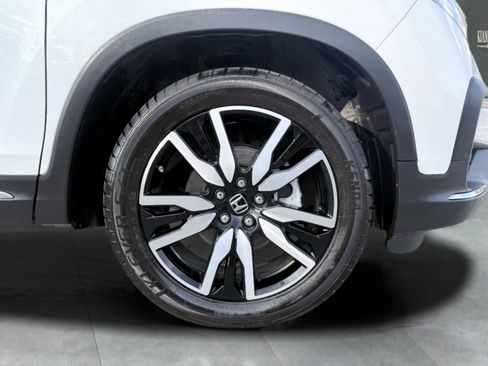 Used 2022 Honda Pilot Touring image 13