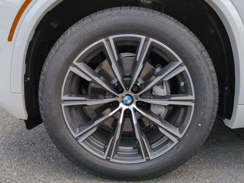 Used 2026 BMW X5 xDrive40i w/ Executive Package AWD/4WD image 14