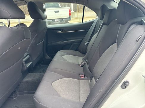 Used 2021 Toyota Camry LE image 20
