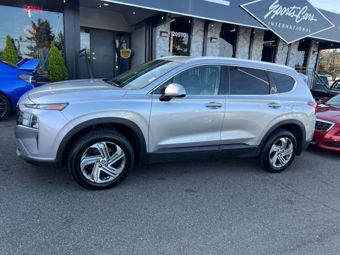 Used 2021 Hyundai Santa Fe SEL image 2