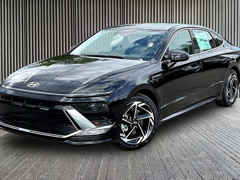 New 2026 Hyundai Sonata SEL AWD/4WD image 2