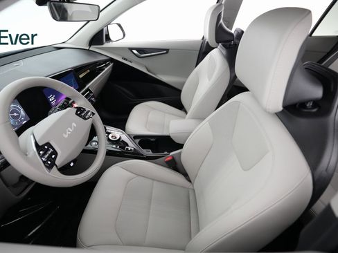 Used 2023 Kia Niro Wind image 7
