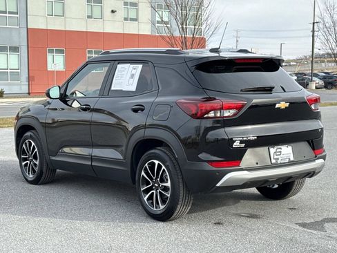 Used 2025 Chevrolet TrailBlazer LT w/ Convenience Package image 26