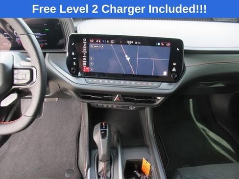 Used 2025 Dodge Charger R/T w/ Quick Order Package 25M R/T image 21