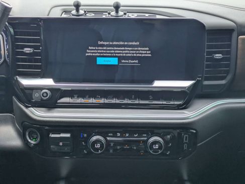 Used 2024 Chevrolet Silverado 2500 High Country w/ Technology Package AWD/4WD image 22