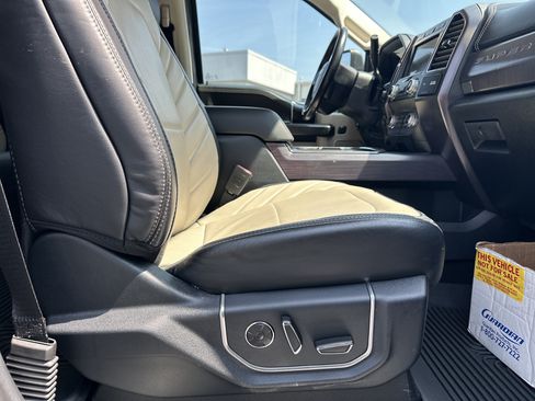 Used 2020 Ford F450 Limited w/ FX4 Off-Road Package AWD/4WD image 15