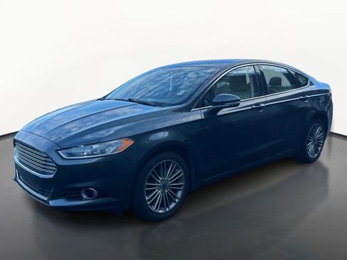 Used 2015 Ford Fusion SE w/ Equipment Group 202A FWD image 7