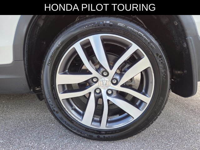 Used 2018 Honda Pilot Touring image 17