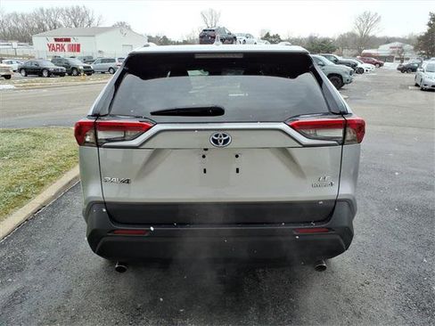 Certified 2024 Toyota RAV4 LE image 19