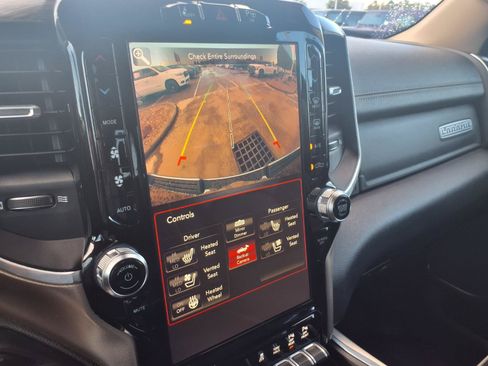 Used 2019 RAM 1500 Laramie AWD/4WD image 22