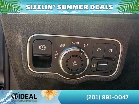 Used 2020 Mercedes-Benz GLB 250 4MATIC image 27