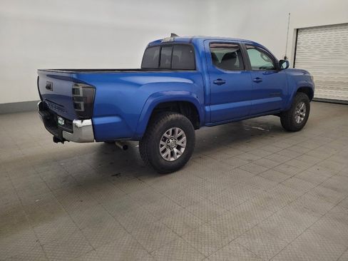 Used 2016 Toyota Tacoma SR5 w/ SR5 Appearance Package (SN) image 10