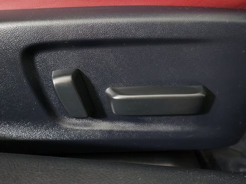 Used 2019 Lexus IS 300 F Sport image 36