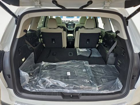 Used 2026 Subaru Ascent Limited AWD/4WD image 17