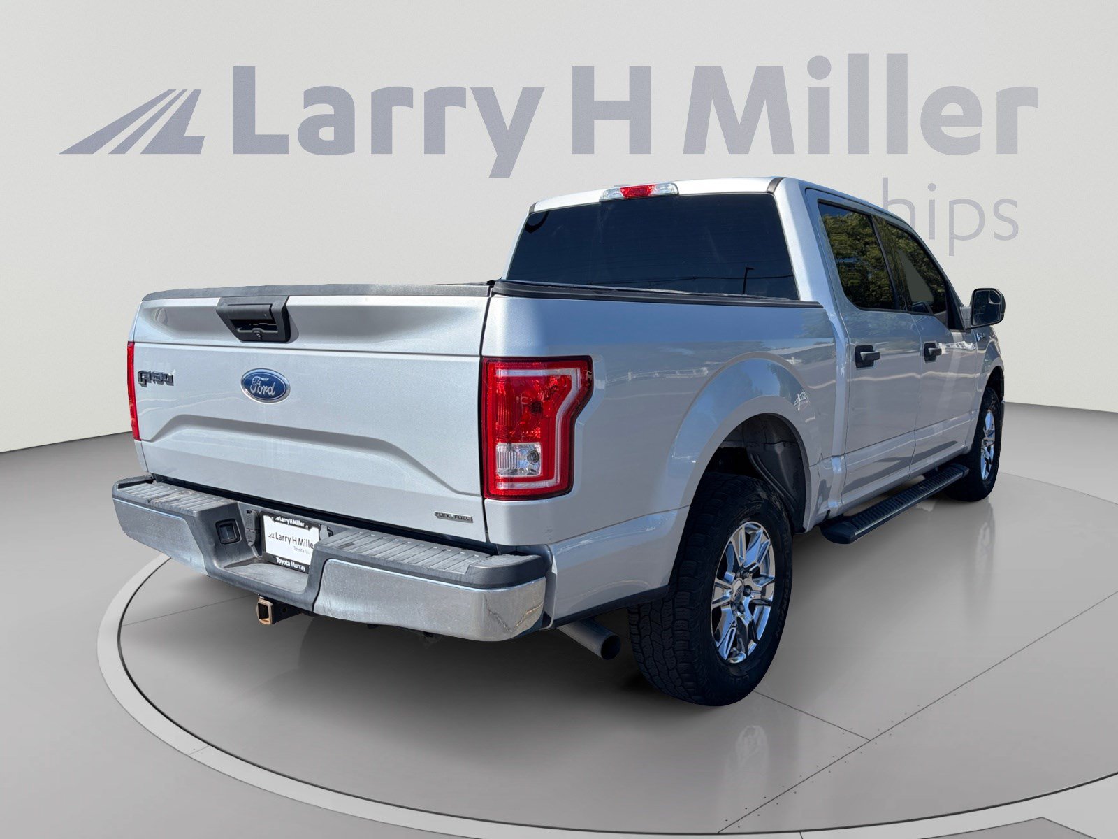 Used 2015 Ford F150 XLT w/ Equipment Group 301A Mid AWD/4WD image 5
