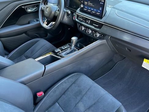 Used 2025 Acura ADX A-Spec AWD/4WD image 18