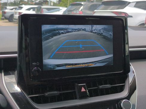 Used 2024 Toyota Corolla LE FWD image 19