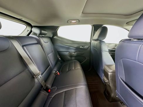Used 2023 Chevrolet Bolt EUV Premier w/ Sun & Sound Package image 27