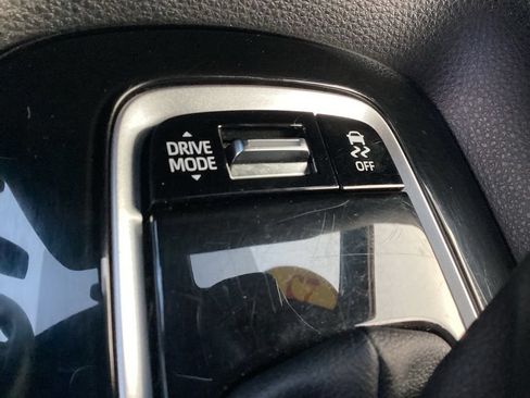 Used 2025 Toyota Corolla SE FWD image 25