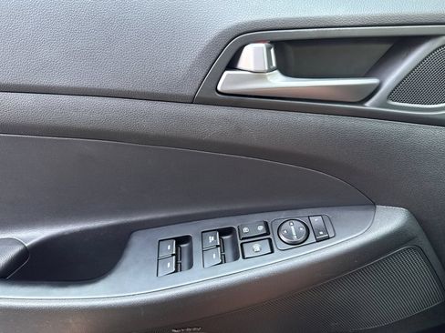 Used 2017 Hyundai Tucson Limited w/ Limited Ultimate Package 03 FWD image 10