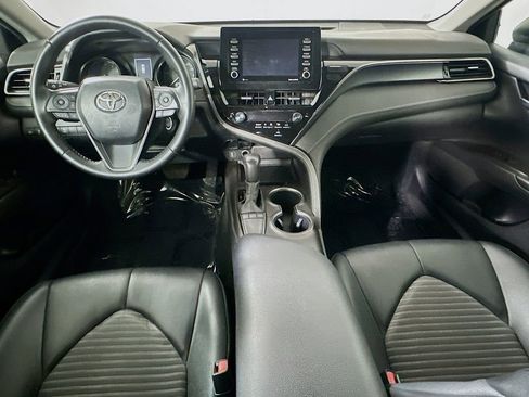 Used 2022 Toyota Camry SE image 15