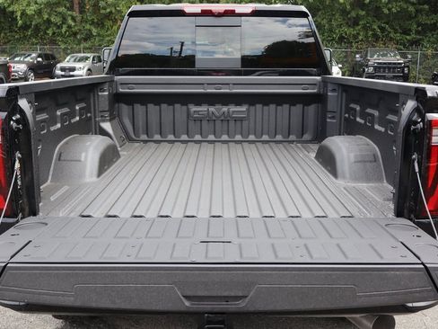 New 2026 GMC Sierra 2500 Denali w/ Denali Reserve Package image 8