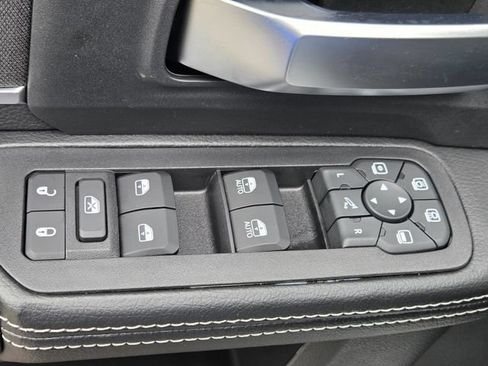 New 2026 RAM 2500 Lone Star AWD/4WD image 24