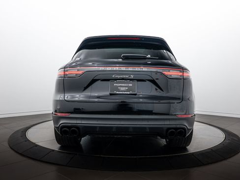 Certified 2022 Porsche Cayenne S Platinum AWD/4WD image 6