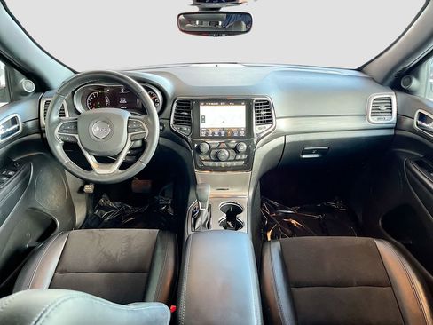 Used 2022 Jeep Grand Cherokee Laredo X image 22