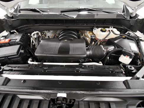 Used 2021 Chevrolet Silverado 1500 LTZ w/ Safety Package II AWD/4WD image 12