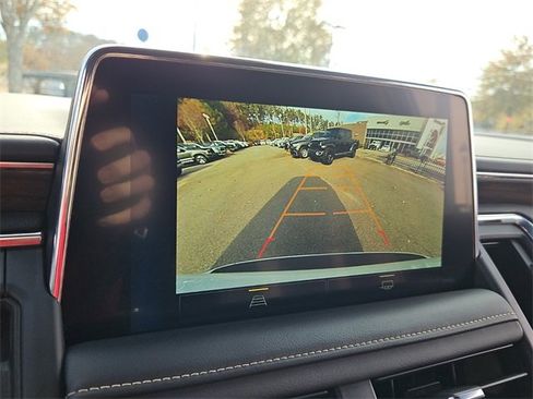 Used 2024 Chevrolet Tahoe Premier image 19