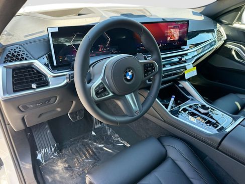 New 2026 BMW X6 xDrive40i w/ Executive Package image 7