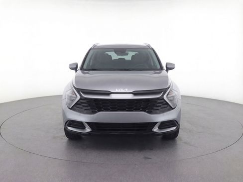 Used 2025 Kia Sportage LX FWD image 2