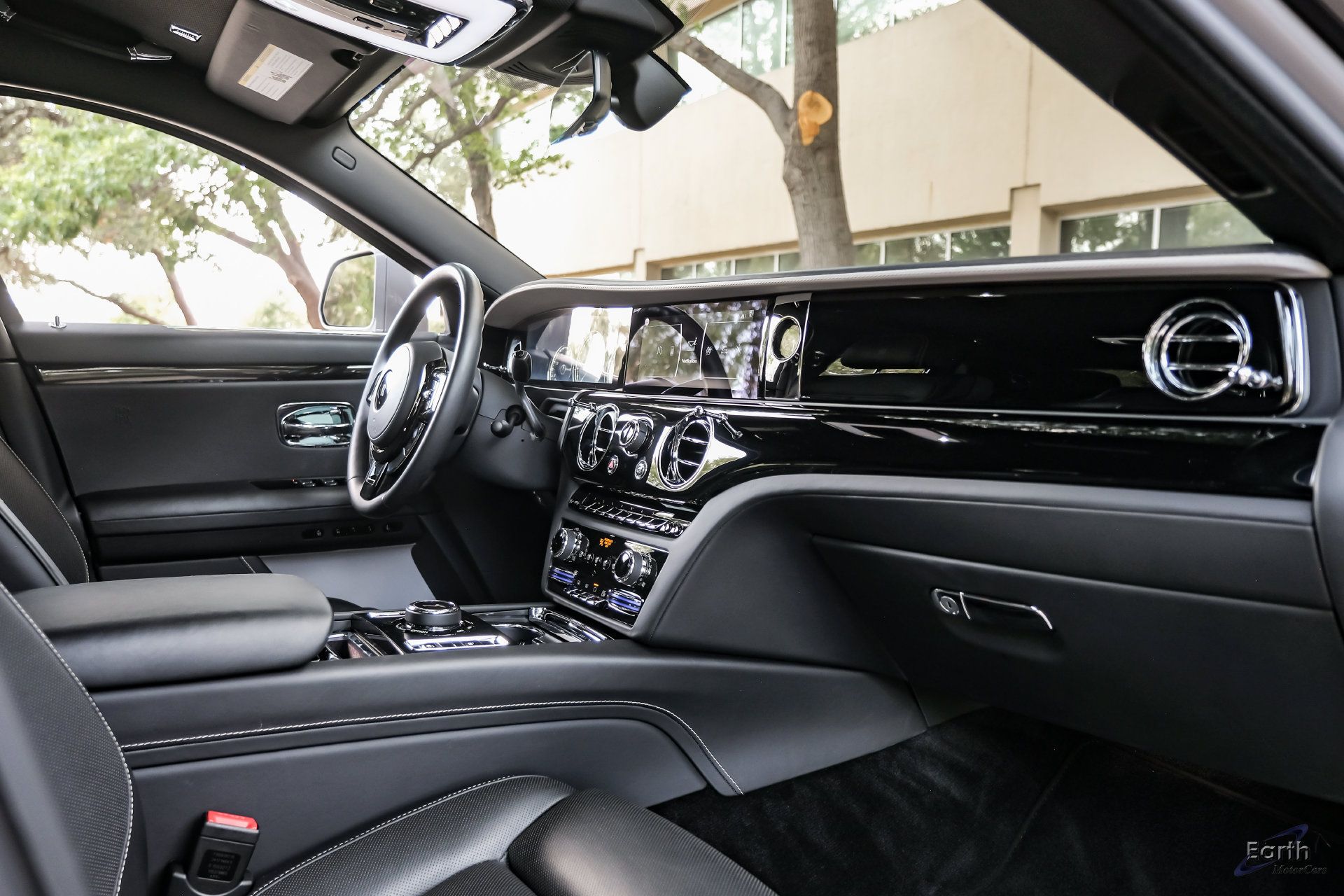 Used 2021 Rolls-Royce Ghost AWD/4WD image 42