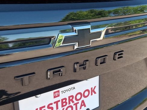 Used 2021 Chevrolet Tahoe Z71 w/ Z71 Signature Package AWD/4WD image 33