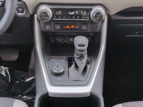 Certified 2024 Toyota RAV4 XLE w/ Convenience Package AWD/4WD image 19