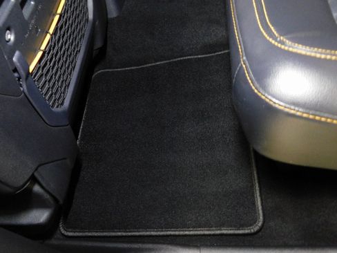 Used 2024 Ford Bronco Badlands image 78