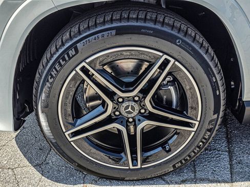 New 2026 Mercedes-Benz GLS 450 4MATIC image 8