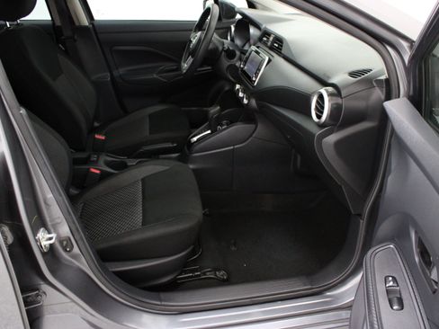 Used 2020 Nissan Versa S FWD image 34