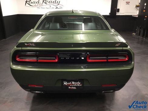 Used 2018 Dodge Challenger GT image 9