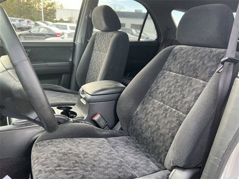 Used 2008 Kia Sorento LX w/ Sport Pkg image 11