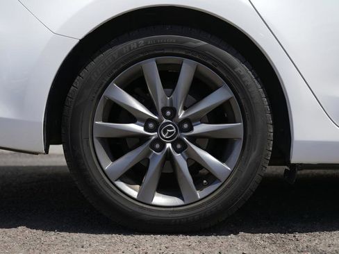 Used 2018 MAZDA MAZDA6 Sport w/ I-ACTIVSENSE Package FWD image 9