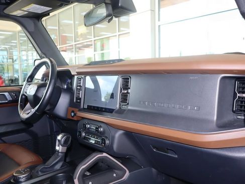 Used 2024 Ford Bronco Outer Banks AWD/4WD image 42
