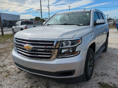 Used 2019 Chevrolet Tahoe LS w/ Enhanced Driver Alert Package image 7