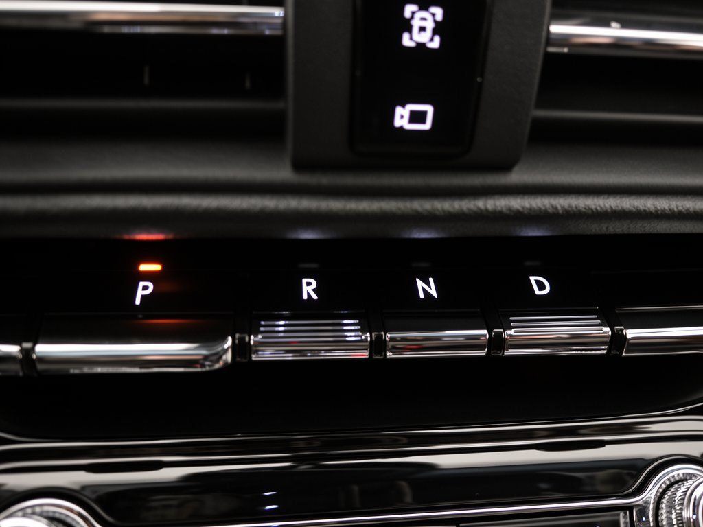 Used 2022 Lincoln Corsair AWD w/ Equipment Group 101A image 21