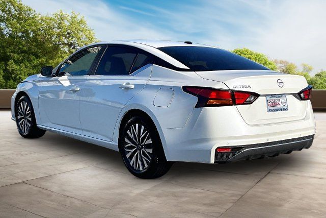 New 2026 Nissan Altima 2.5 SV FWD image 3