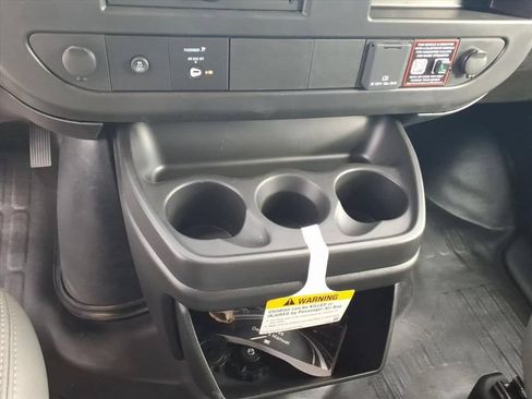 New 2026 Chevrolet Express 2500 RWD image 22